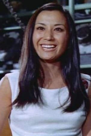 Ryuko Mizukami backdrop