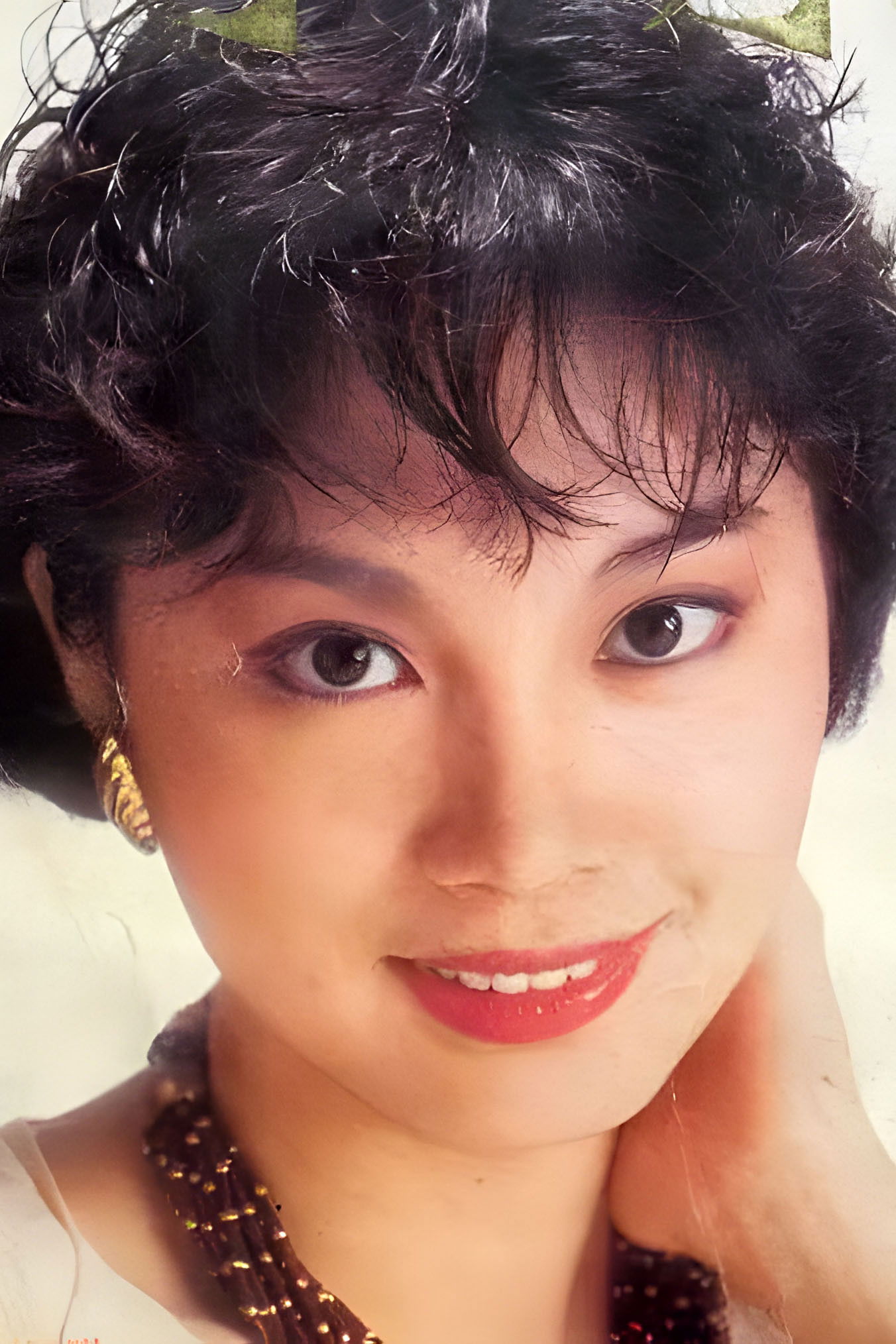 Nancy Hu Guan-Chen backdrop