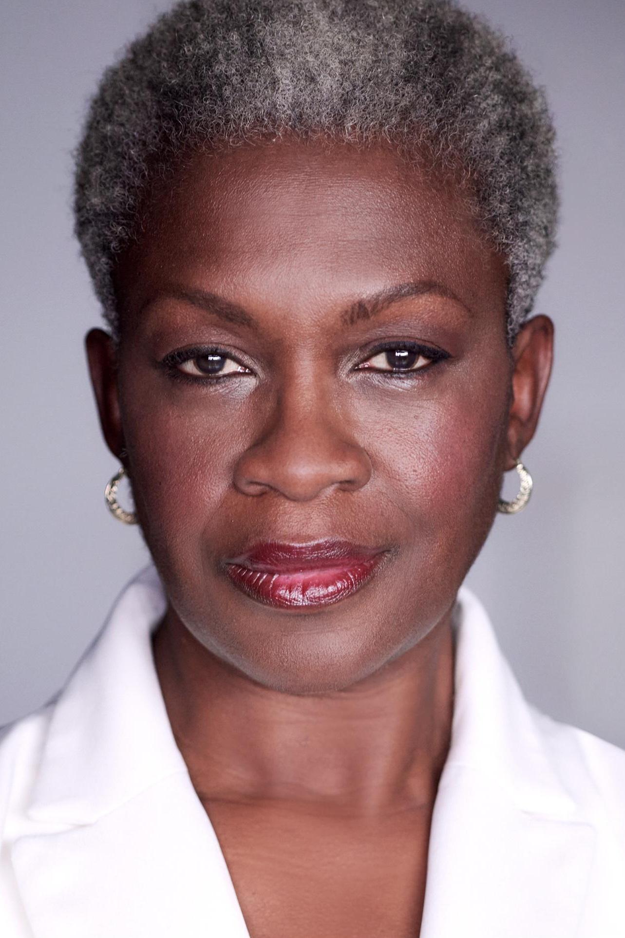 Yanna McIntosh backdrop