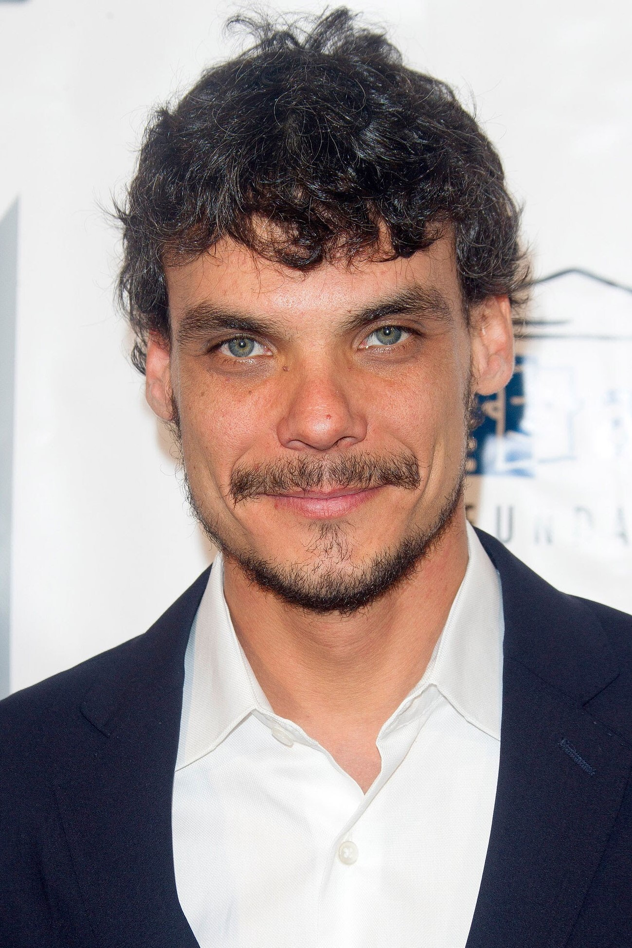 Krispuolo Kabezas backdrop