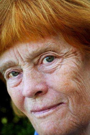 Gunnel Linde backdrop