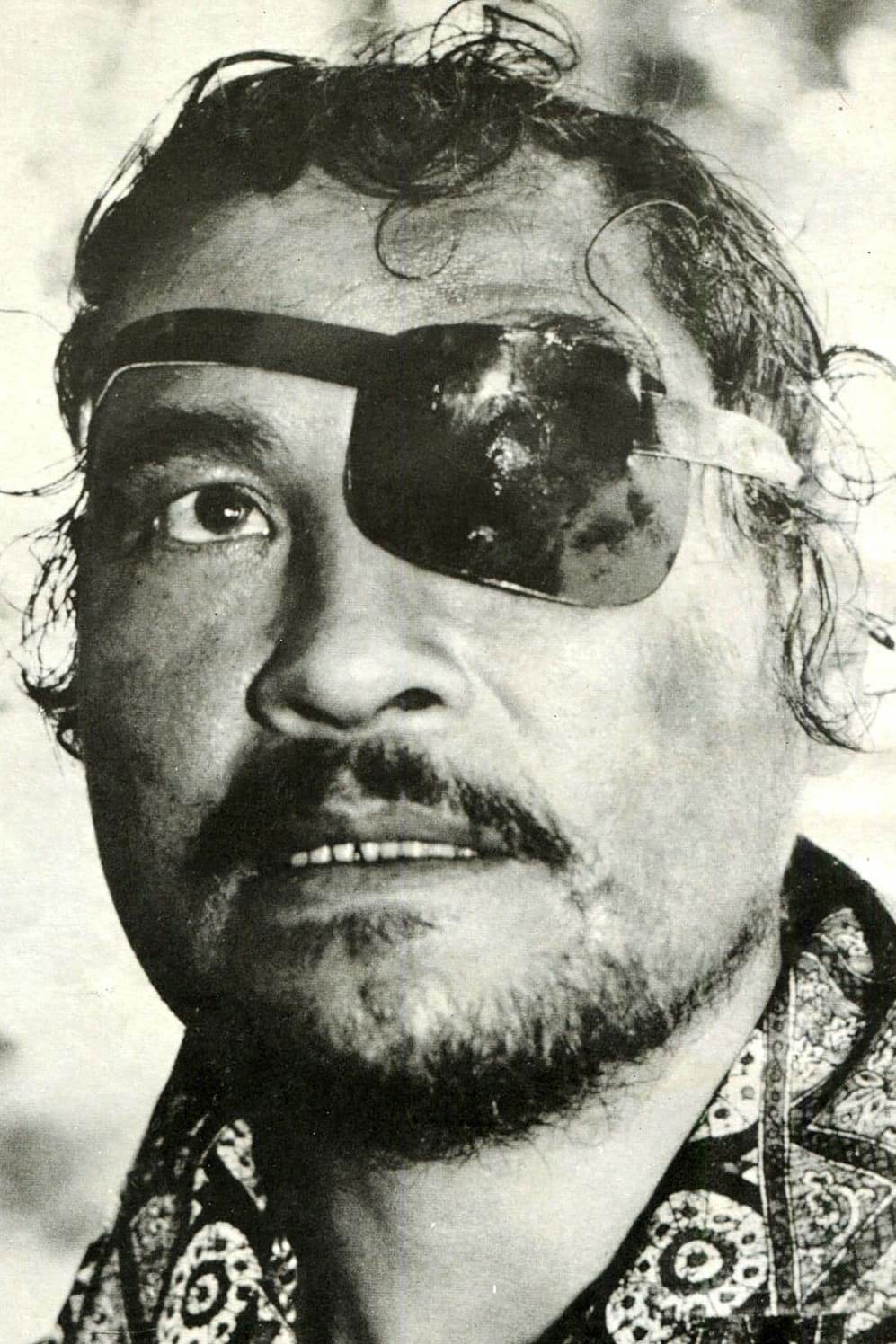 Pipop Pupinyo backdrop