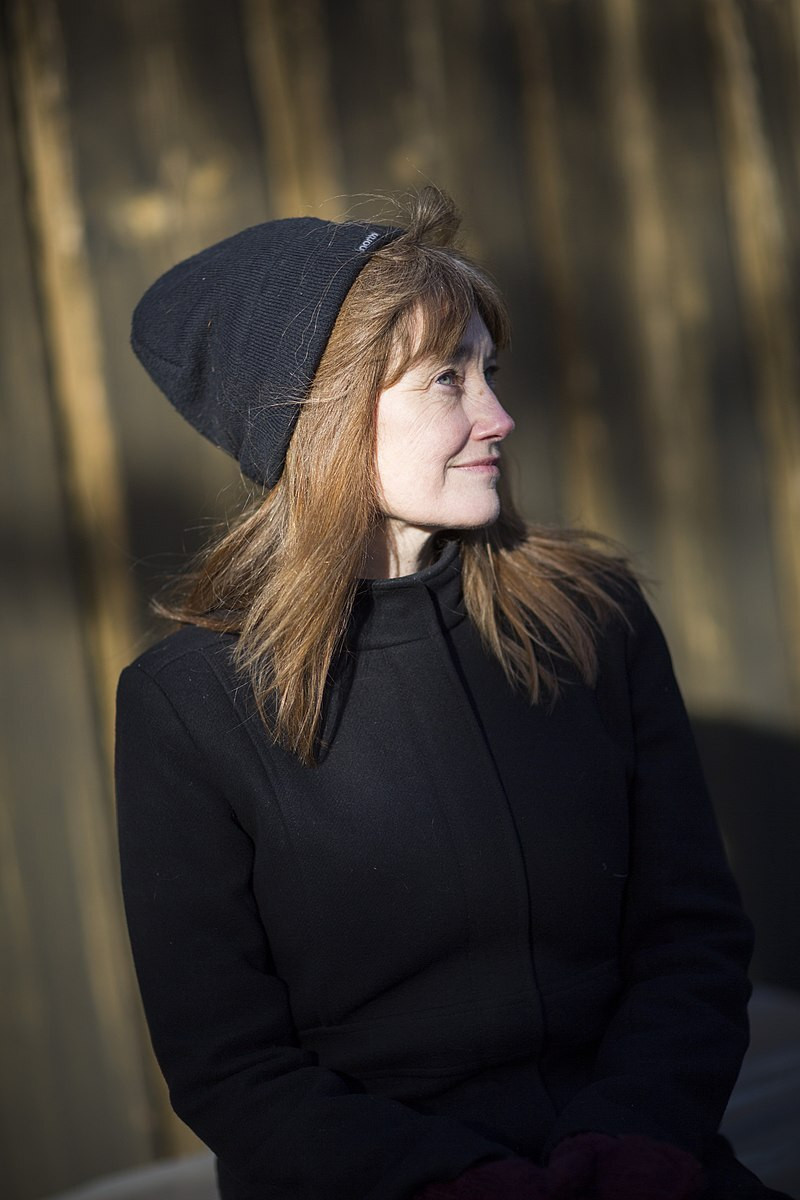 Maud Nycander backdrop