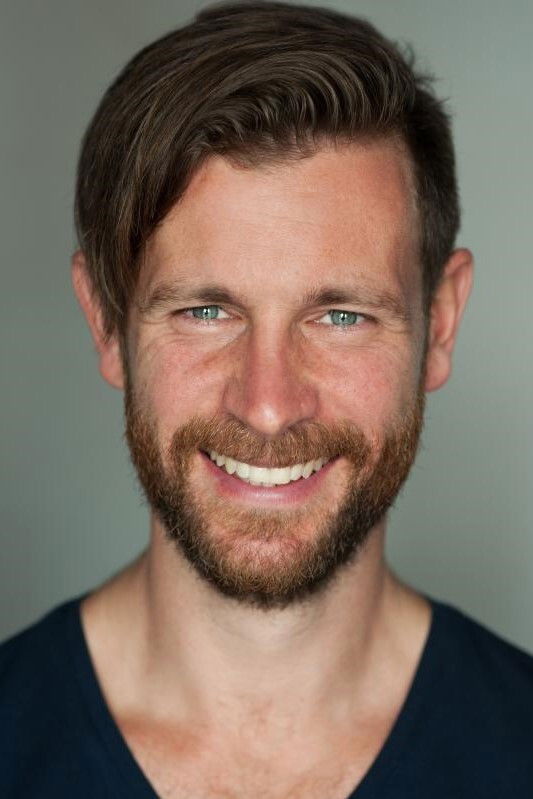 Liam Browne backdrop