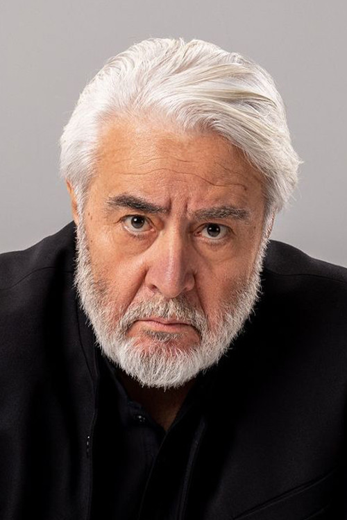 Uğur Yücel backdrop