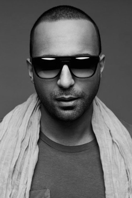 Arash Labaf backdrop