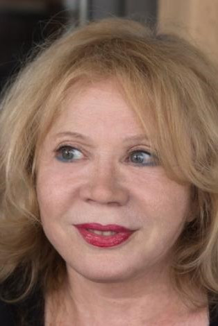 Györgyi Tarján backdrop