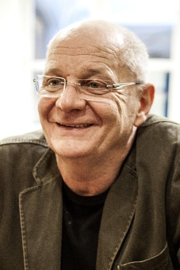 Géza Bereményi backdrop