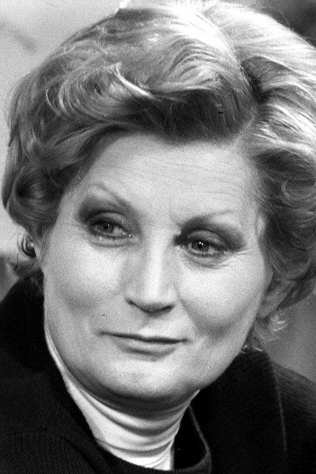 Erzsi Máthé backdrop