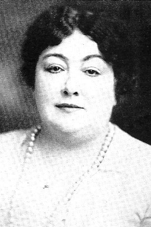 Sunshine Hart backdrop