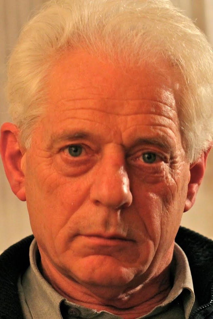 Mihály Dés backdrop