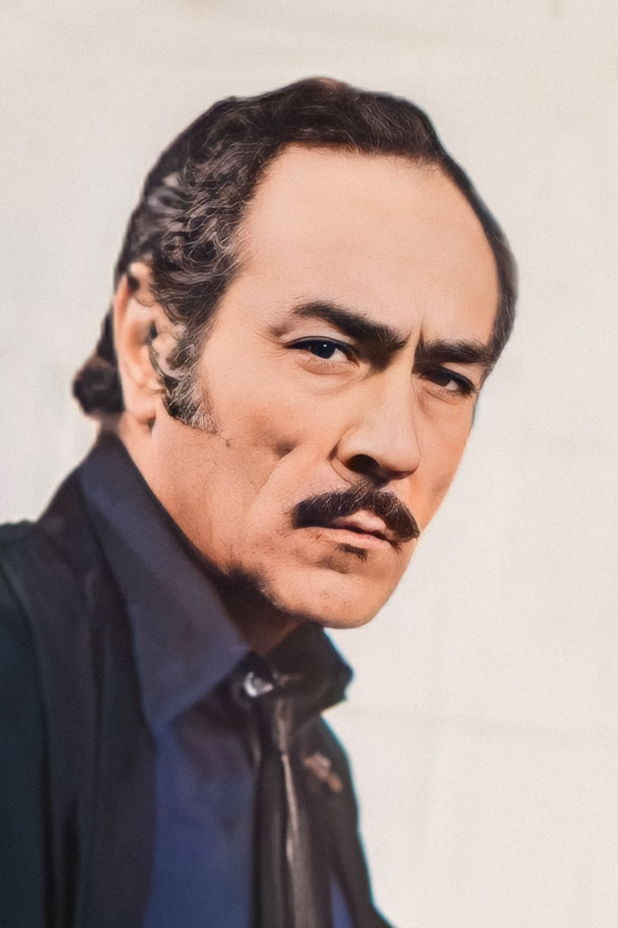 Yıldırım Gencer backdrop