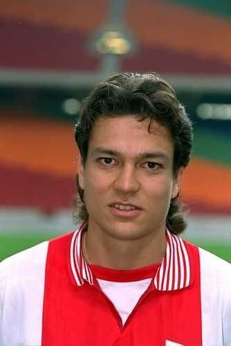 Jari Litmanen backdrop