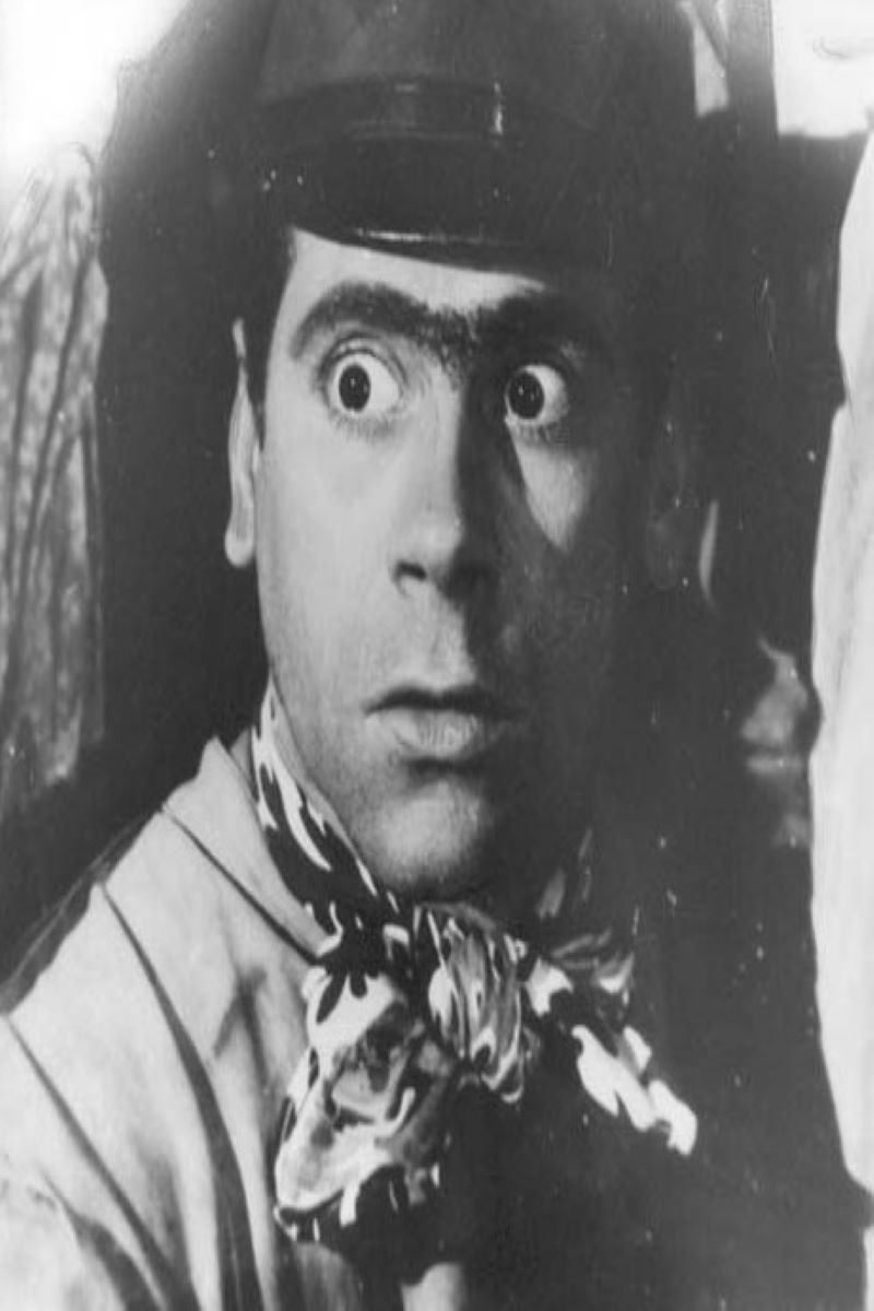 Rafael Carret backdrop