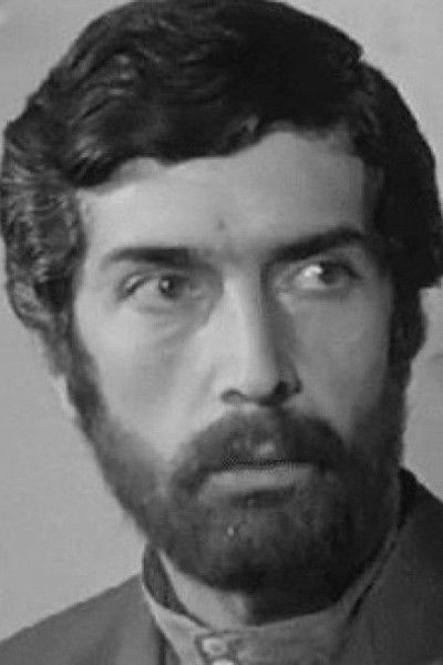 Irakli Khizanishvili backdrop