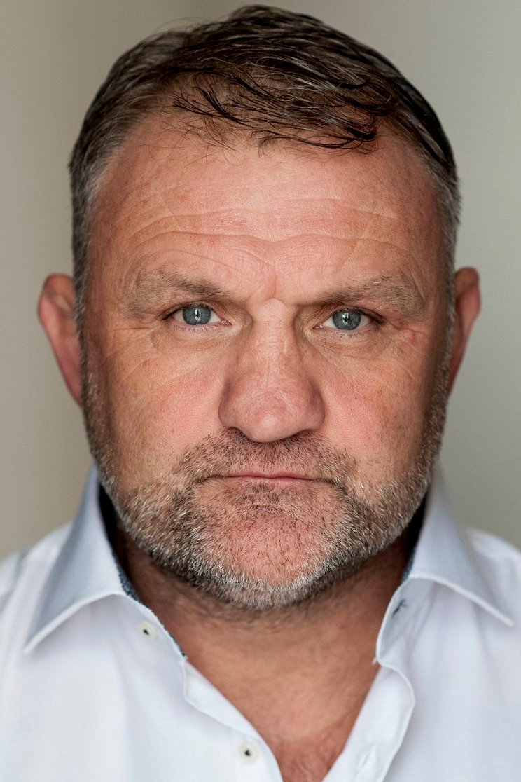 Mark Sheals backdrop