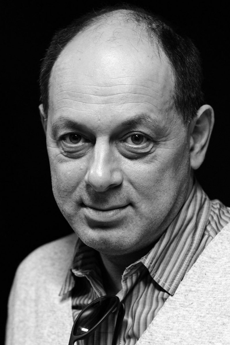 Evgeny Gindilis backdrop