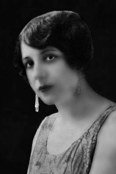 Gloria Ferrandiz backdrop