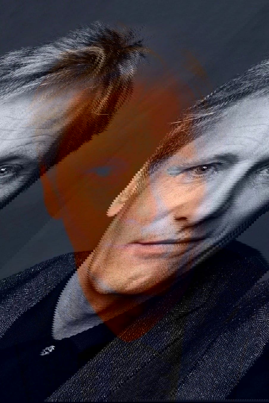 Viggo Mortensen → Vigo Mortensen backdrop
