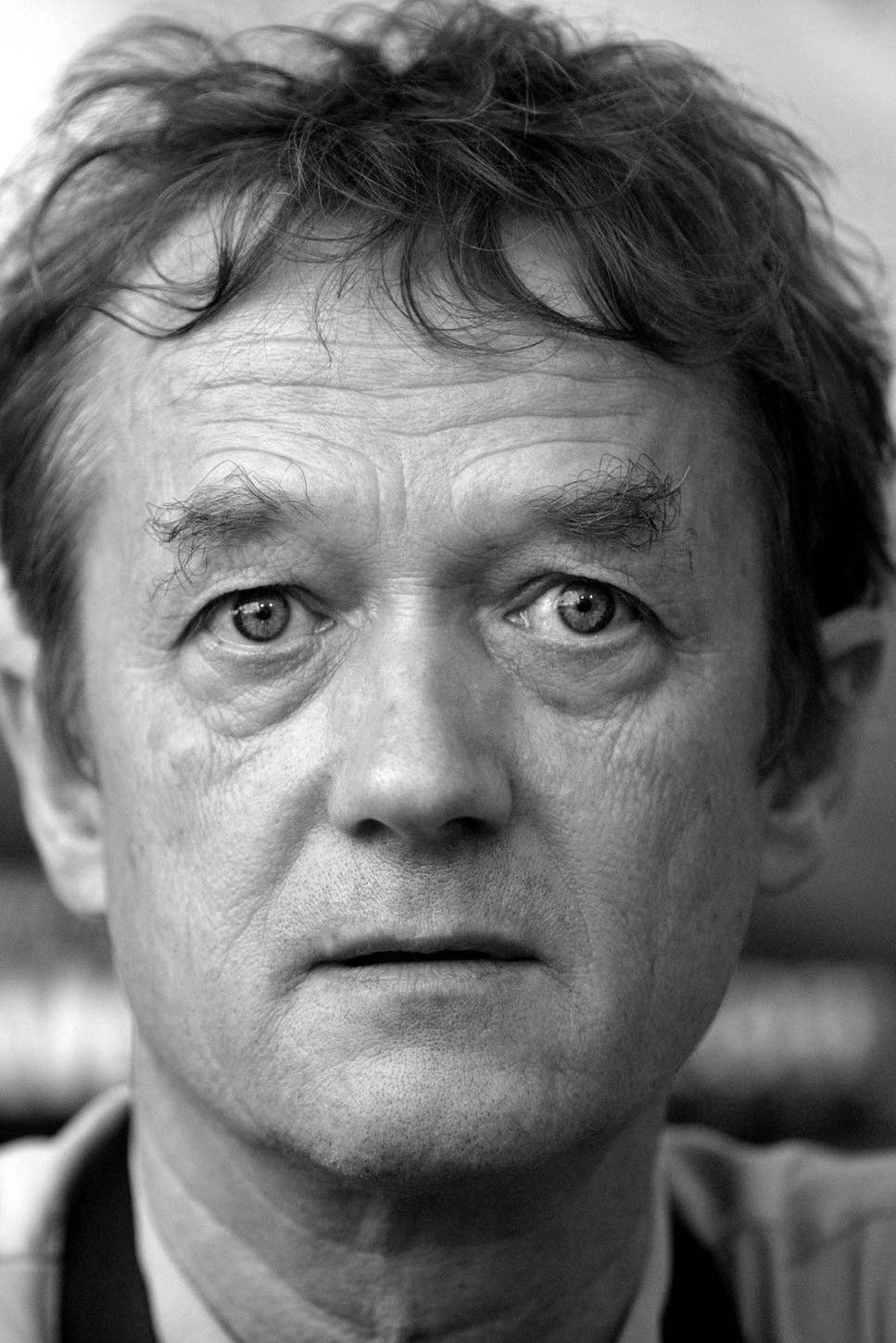 Georges Schwizgebel backdrop