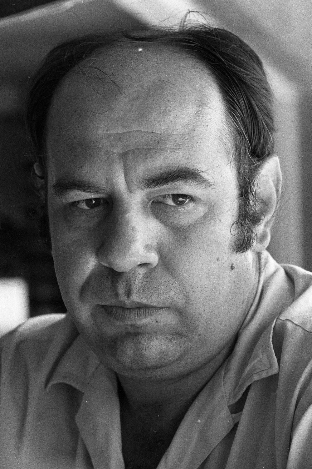 Amnon Meskin backdrop