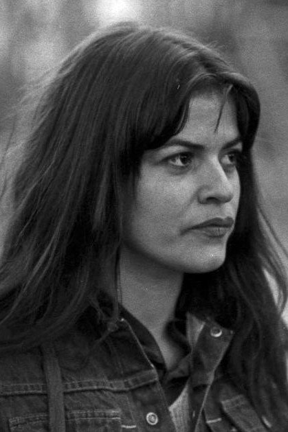 Rozmari Hajnikel backdrop