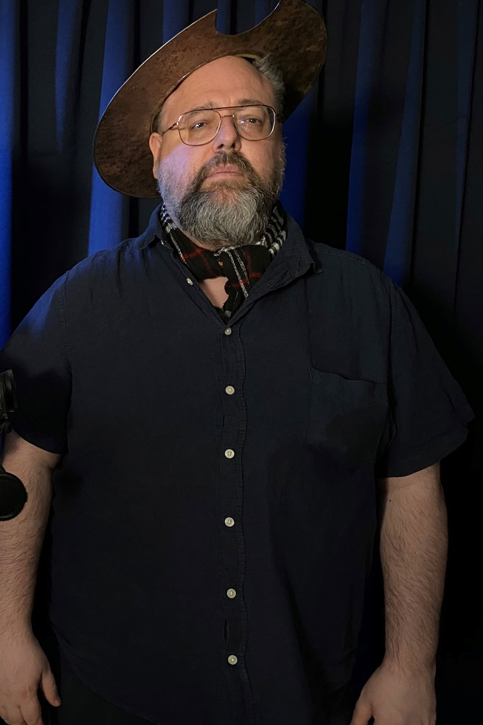 Arturo De Bobadilla backdrop