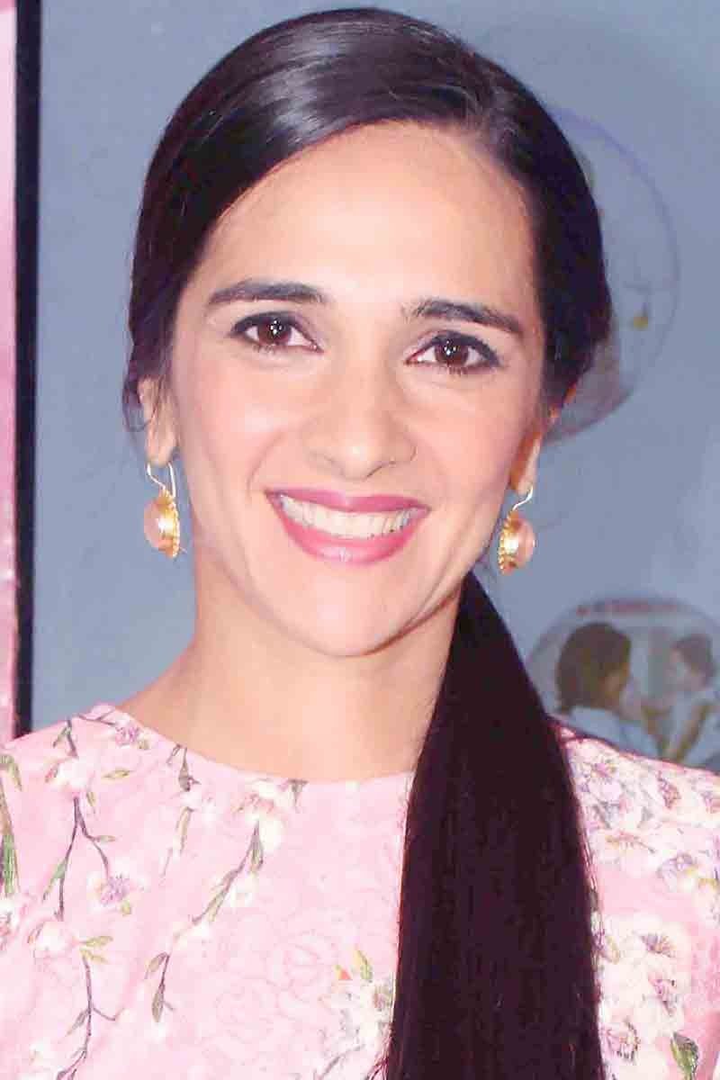 Tara Sharma backdrop
