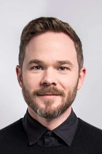 Shawn Ashmore backdrop