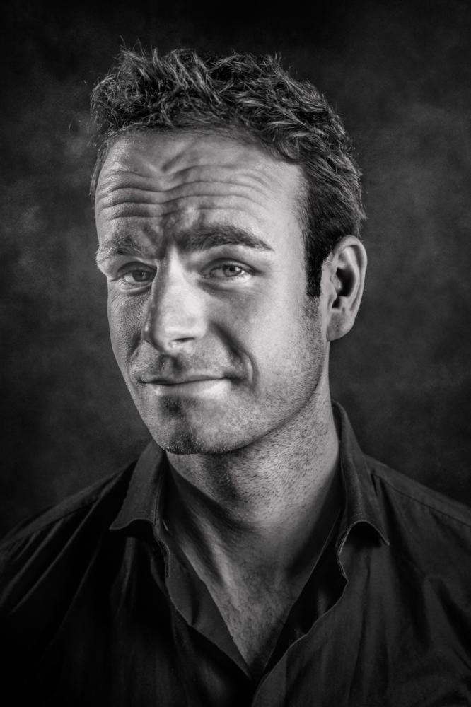 Henry van Loon backdrop