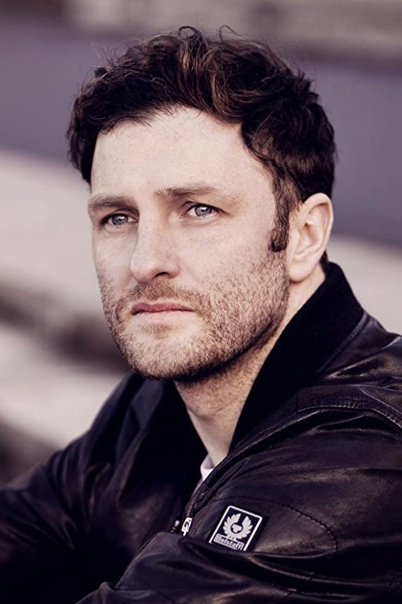 Steven Cree backdrop