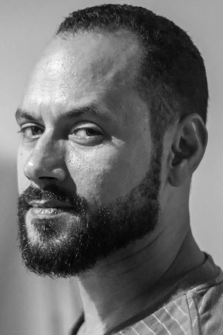 Ricardo Araújo backdrop