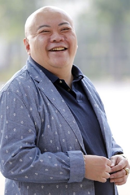 Shinsuke Minami backdrop