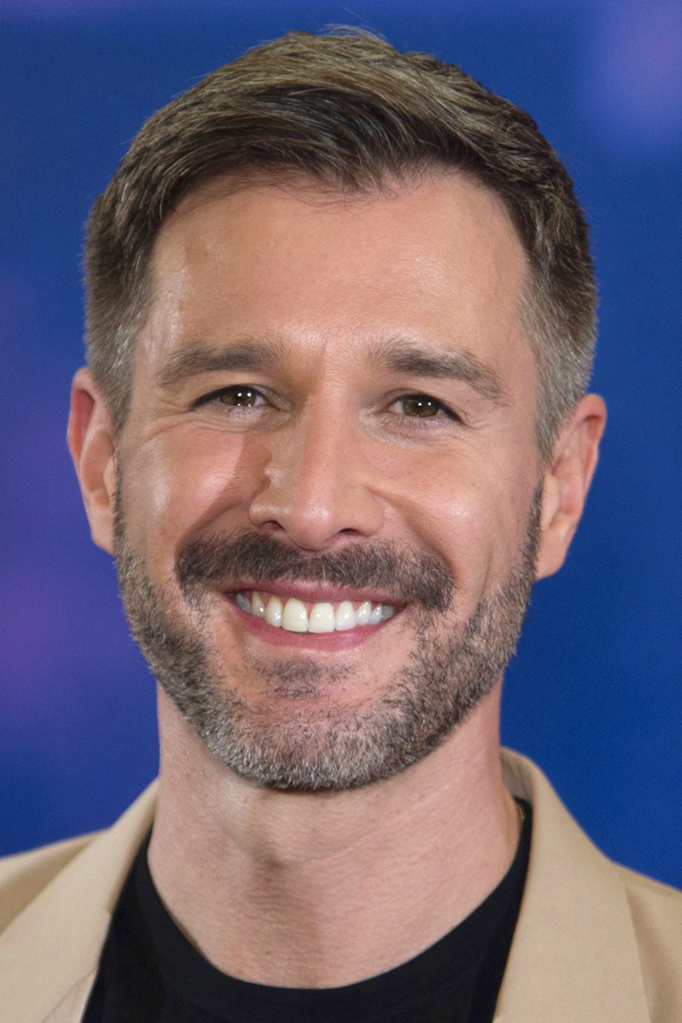 Jochen Schropp backdrop