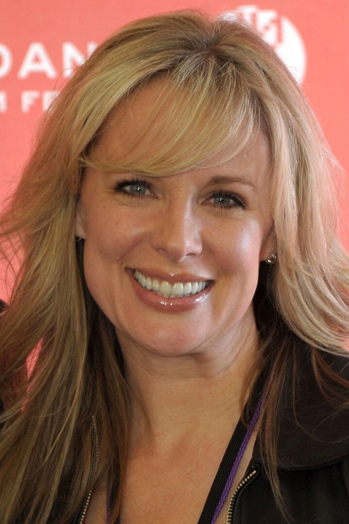 Emily Pearson backdrop