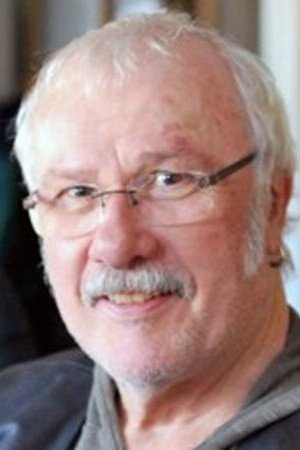 Dan Hennessey backdrop