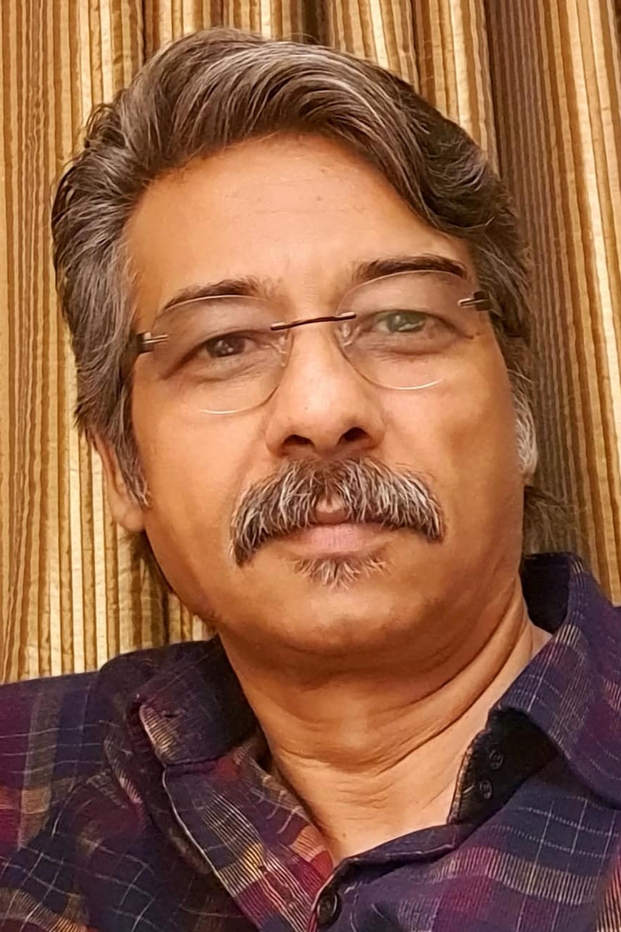 Naved Aslam backdrop