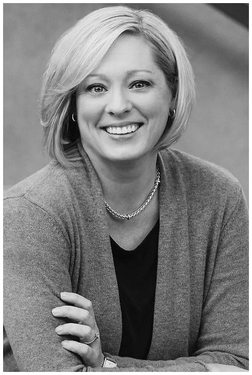 Lisa Vischer backdrop