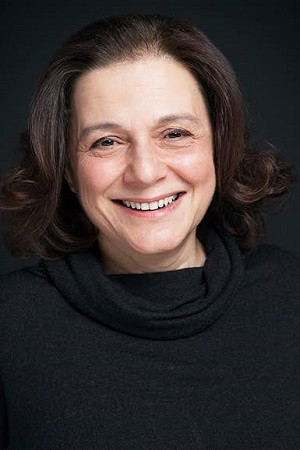 Nihal Koldaş backdrop