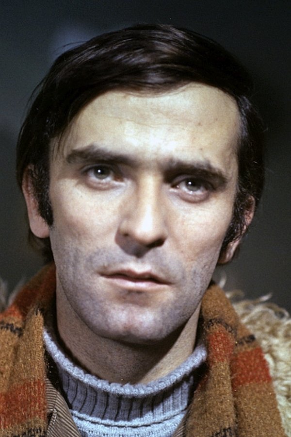 Aleksander Iwaniec backdrop