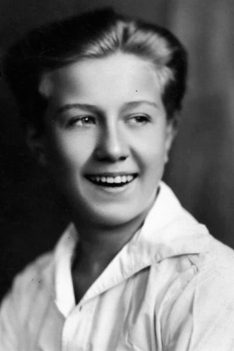 Charles Eaton backdrop