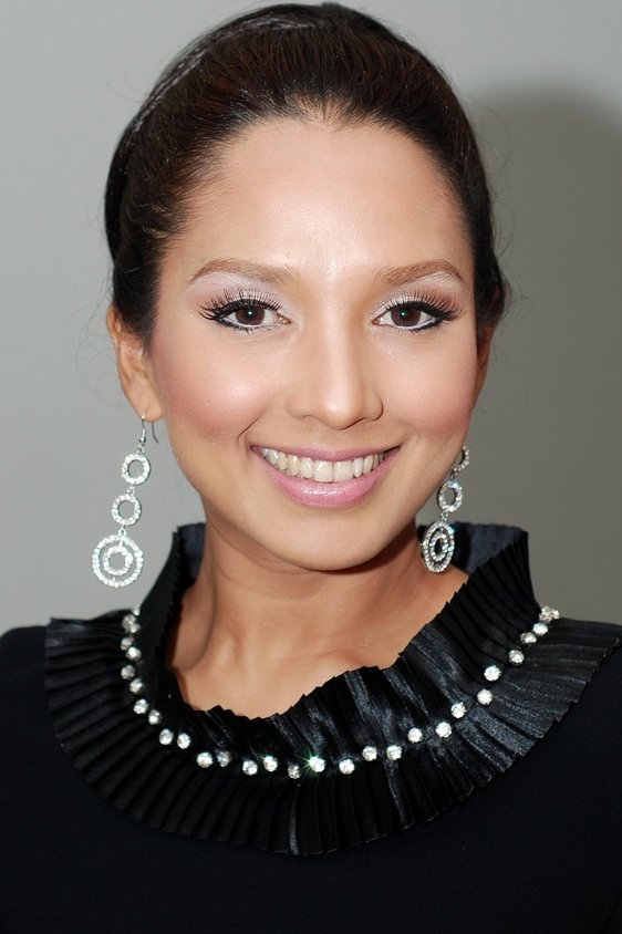 Vanida Imran backdrop