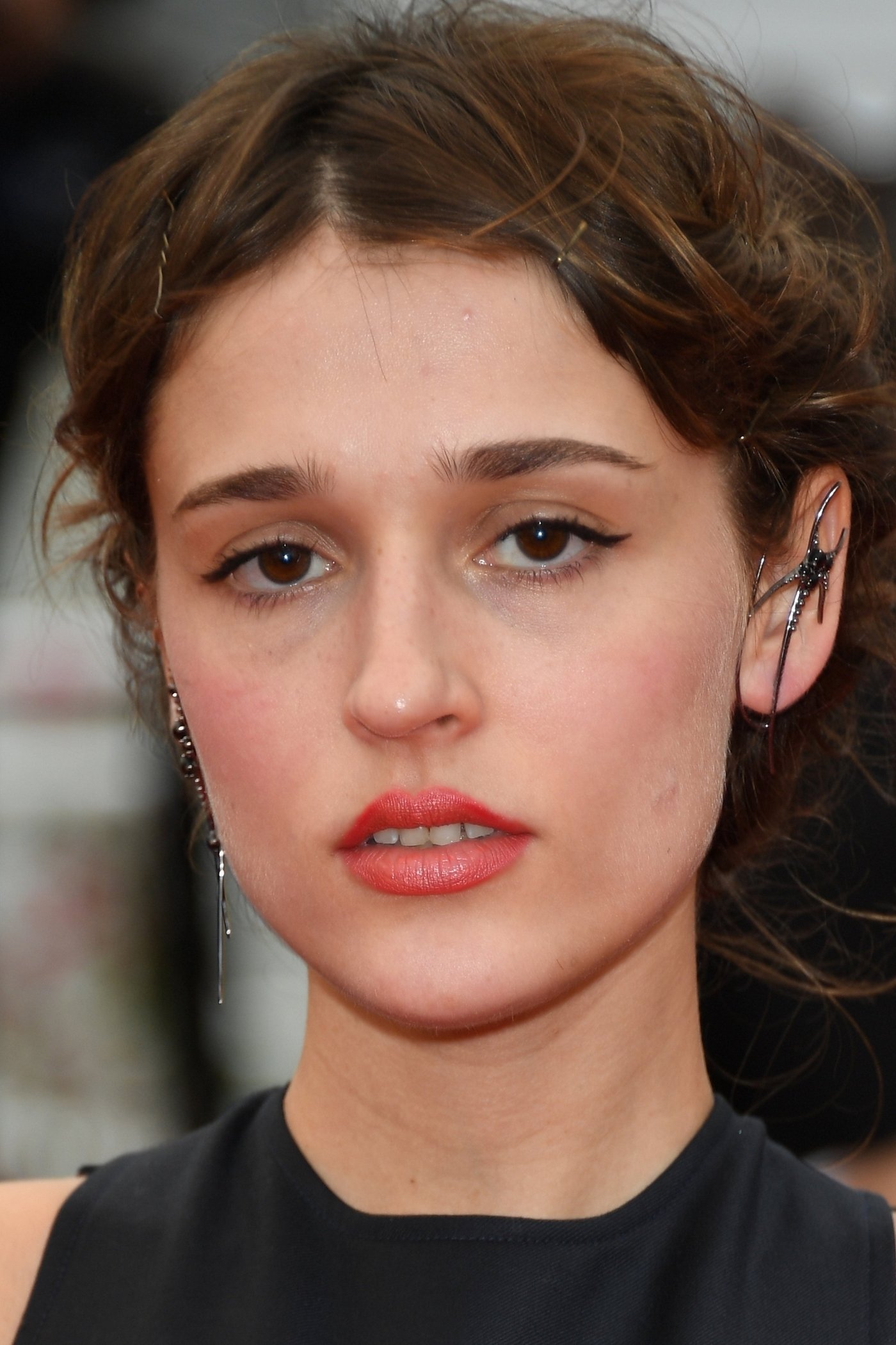 Lola Bessis backdrop