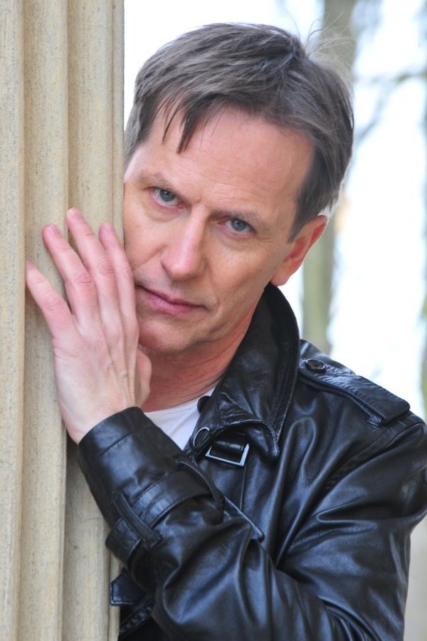 Maciej Robakiewicz backdrop