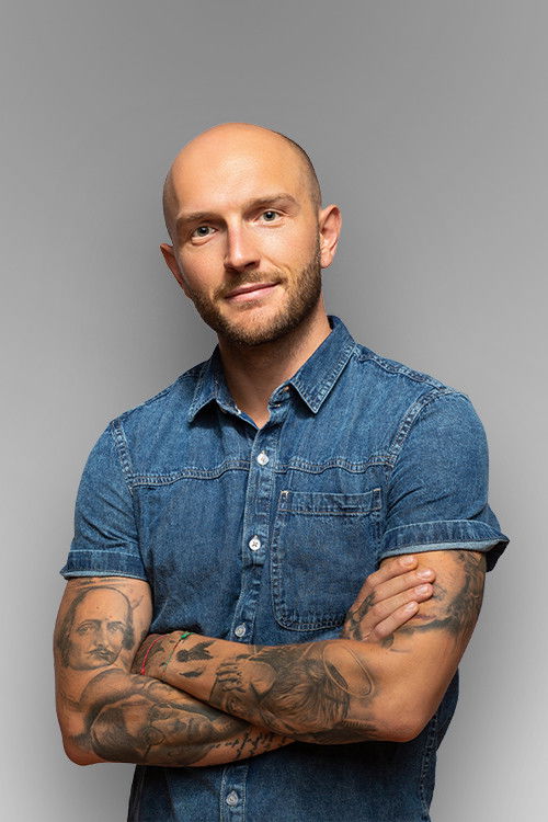 Cătălin Bordea backdrop