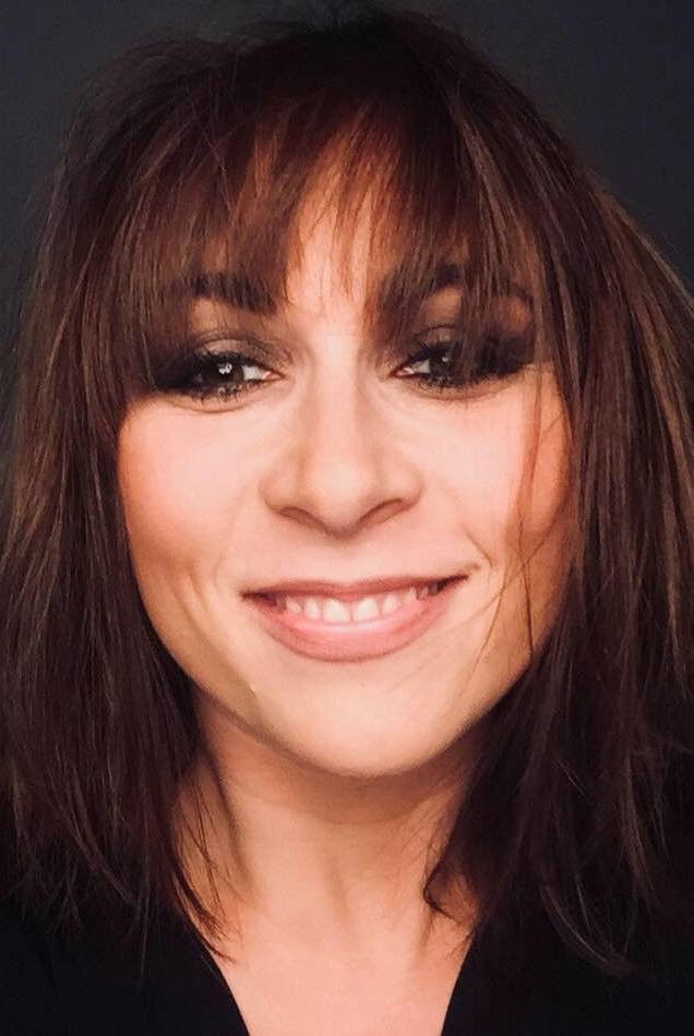 Marta Honzatko backdrop