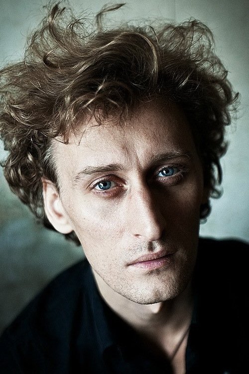 Pavel Drozdov backdrop