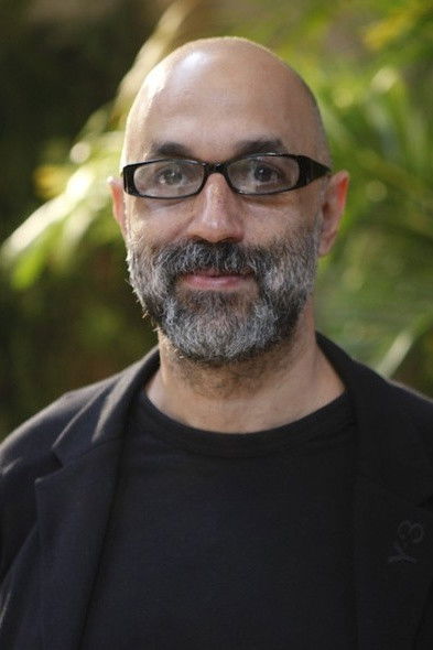 Dany Roland backdrop