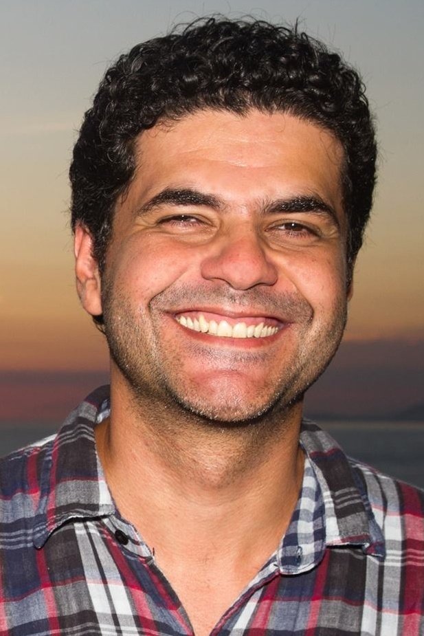 Lucas Gouvêa backdrop