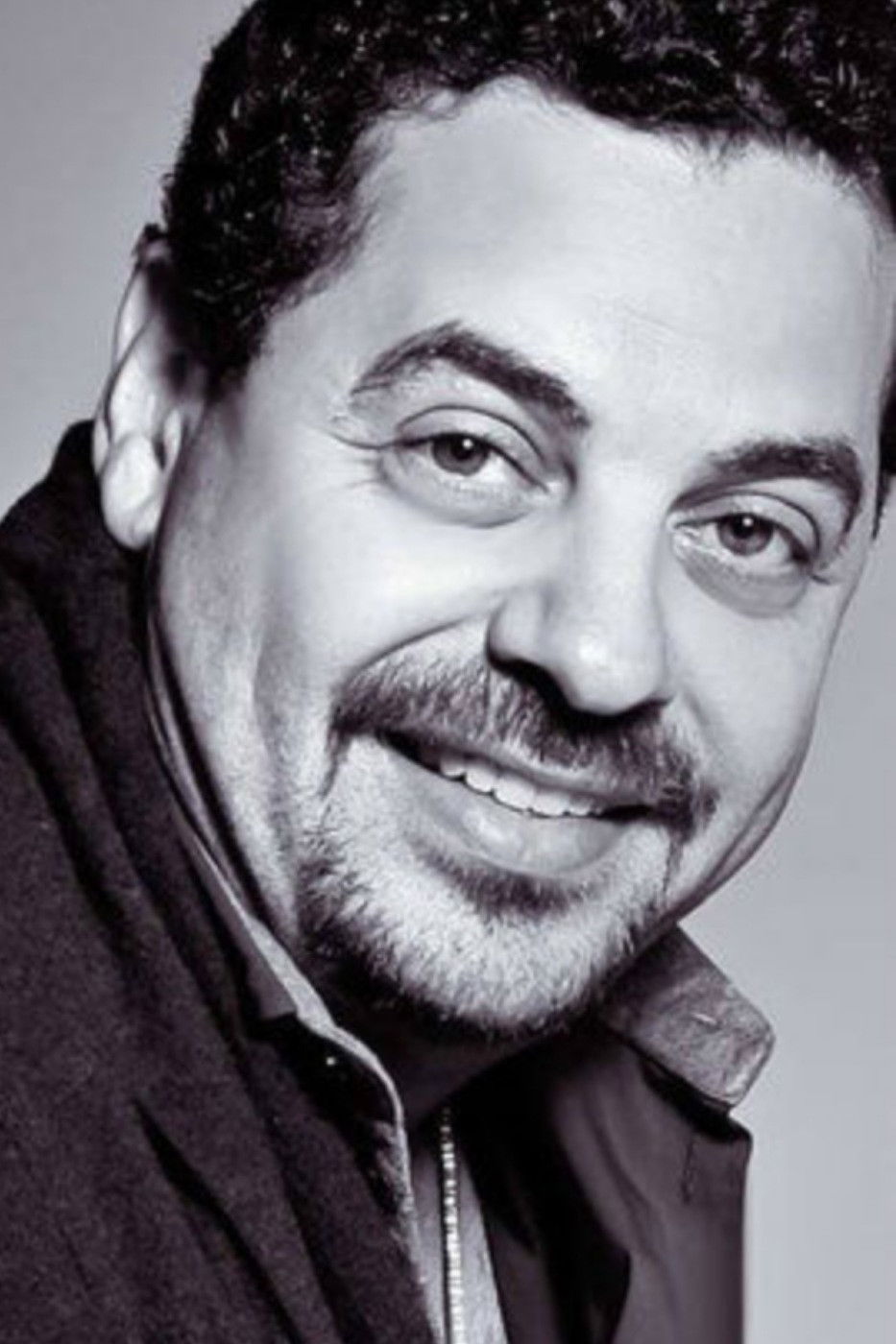 Tarek Al-Aryan backdrop